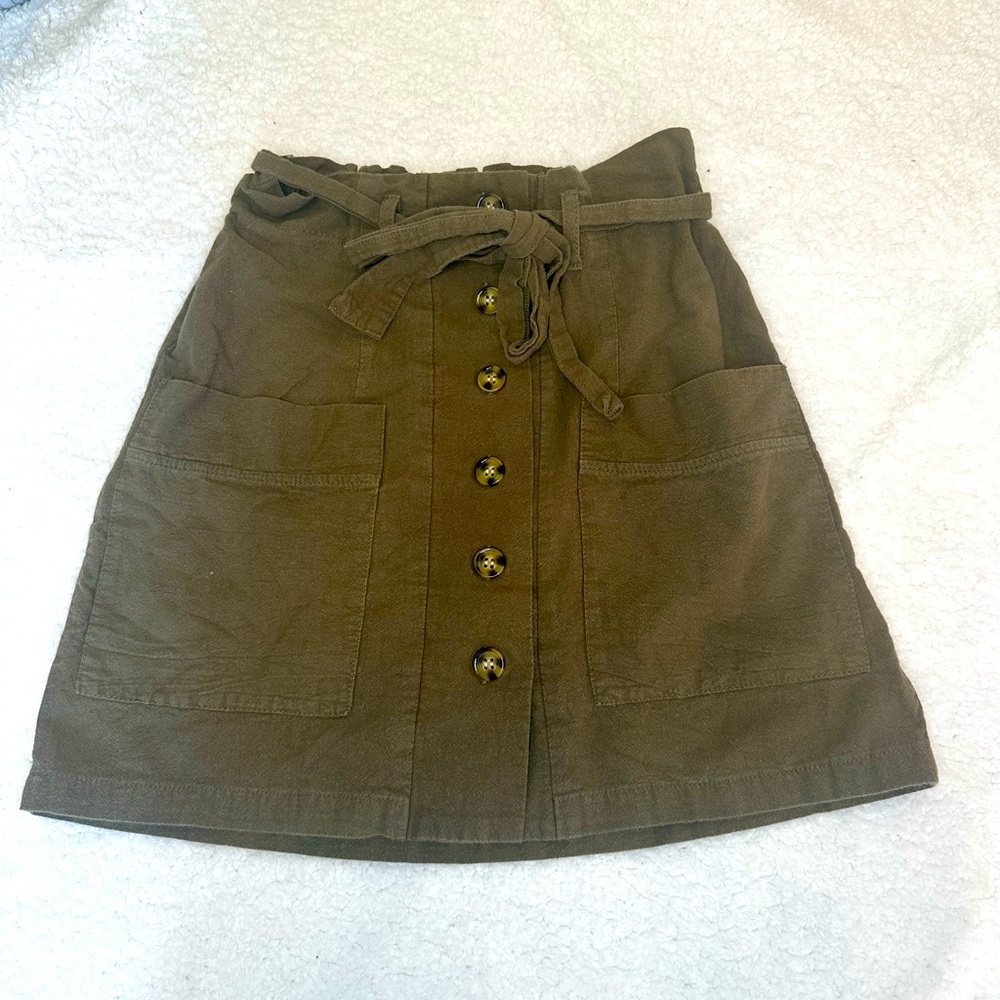 Hesperus green skirt Size small